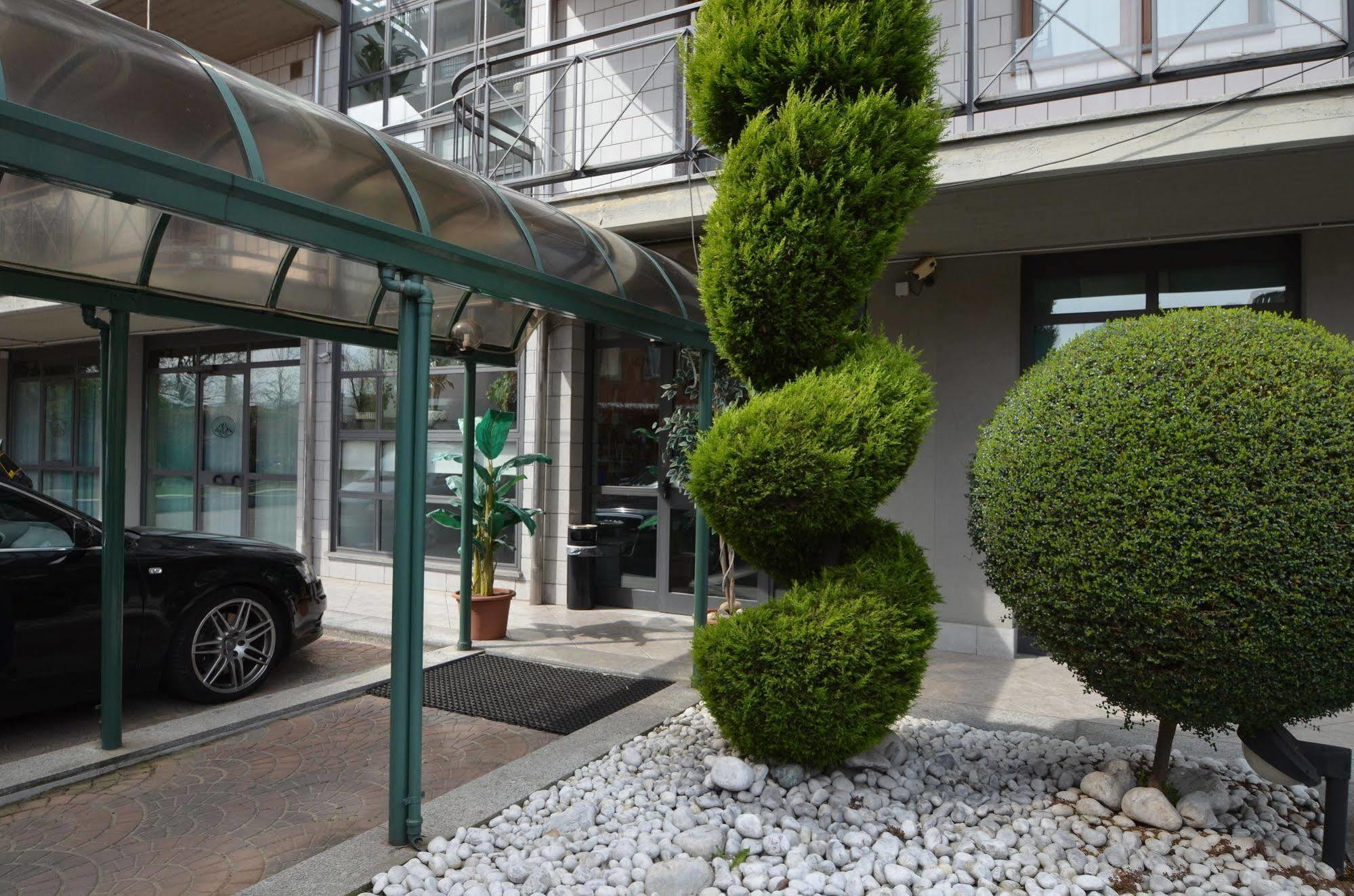 Hotel Residenza Delle Alpi Турин Экстерьер фото