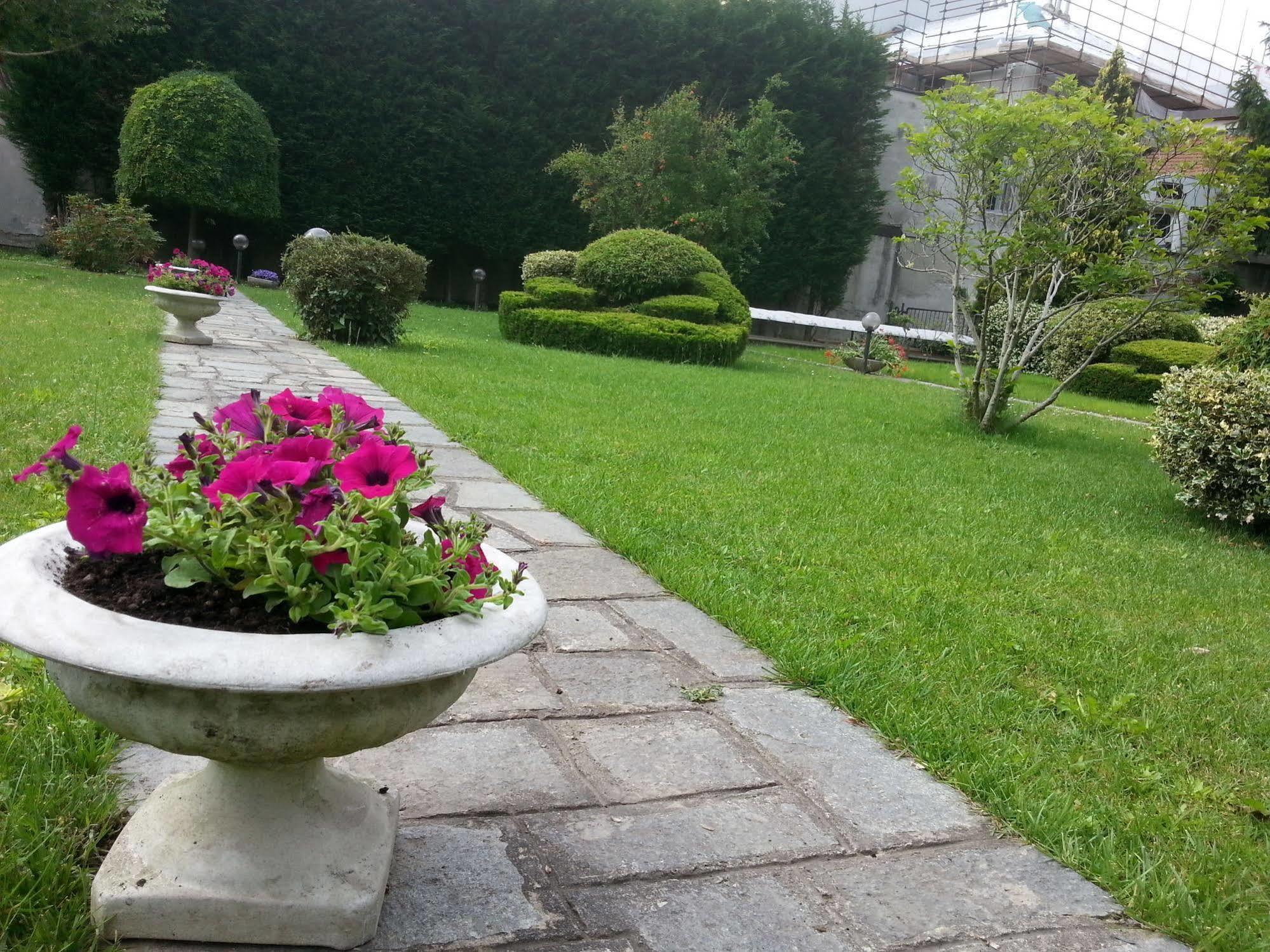 Hotel Residenza Delle Alpi Турин Экстерьер фото