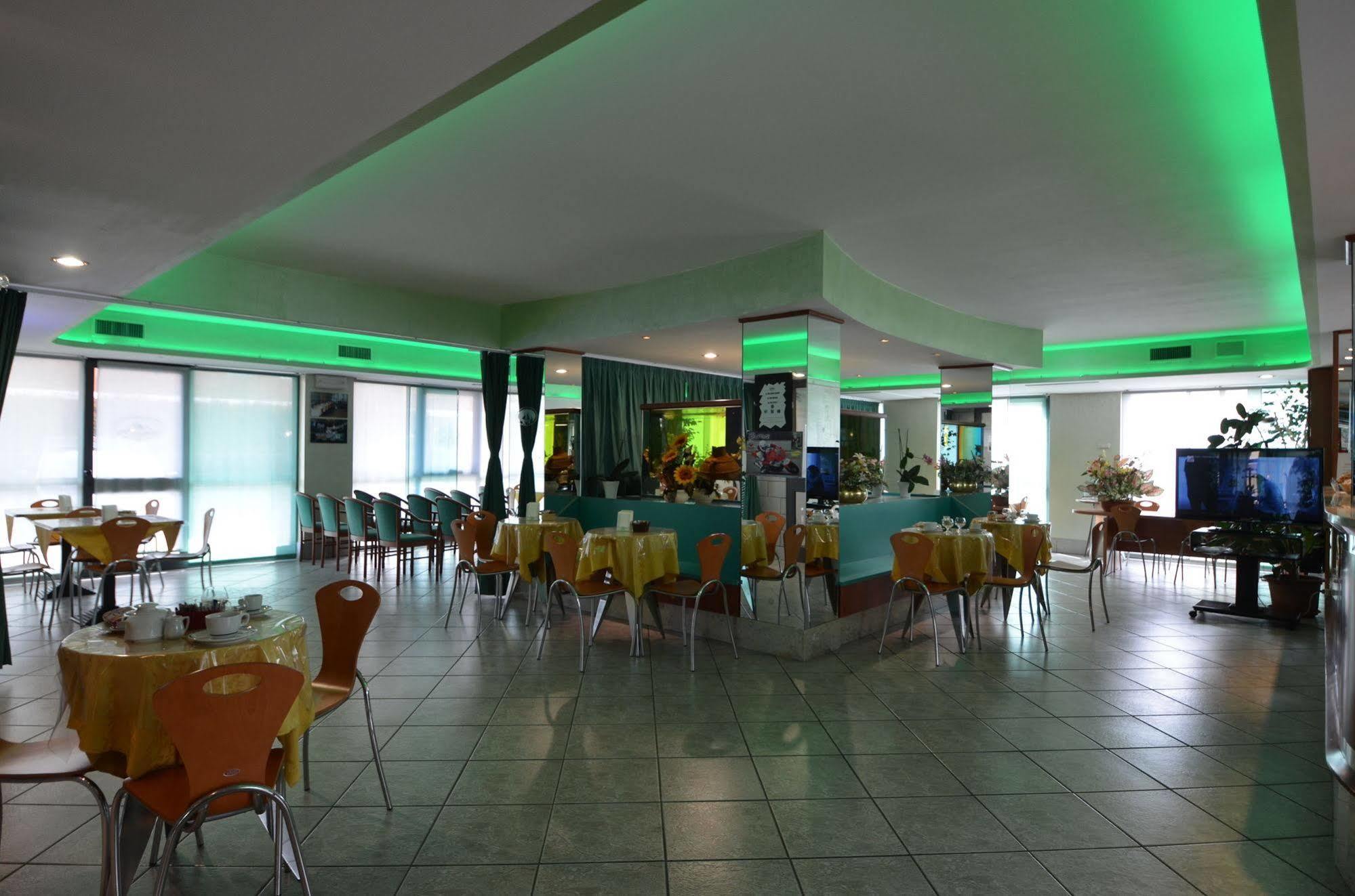 Hotel Residenza Delle Alpi Турин Экстерьер фото